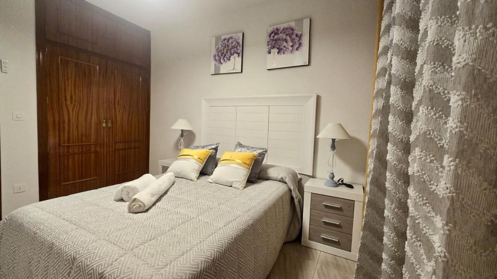 Apartamento Plaza Espana Valdepenas Luaran gambar
