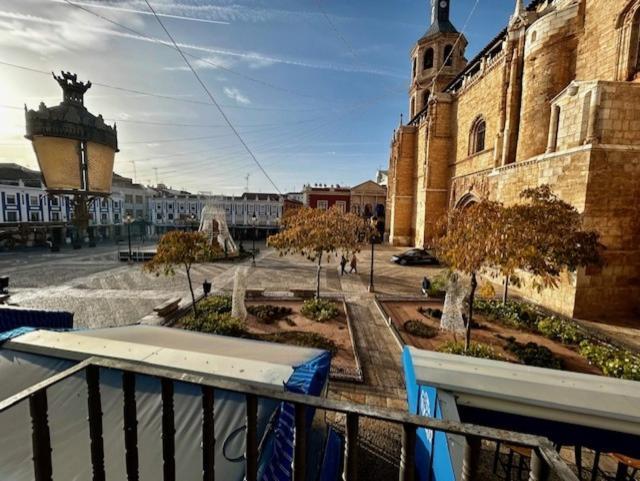Apartamento Plaza Espana Valdepenas Luaran gambar